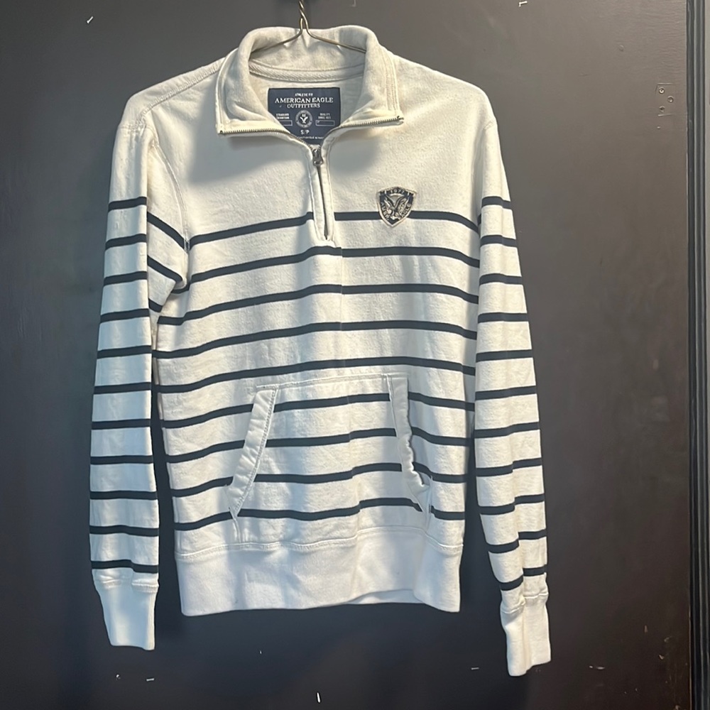 American Eagle pullover sweater white and black striped, men's small